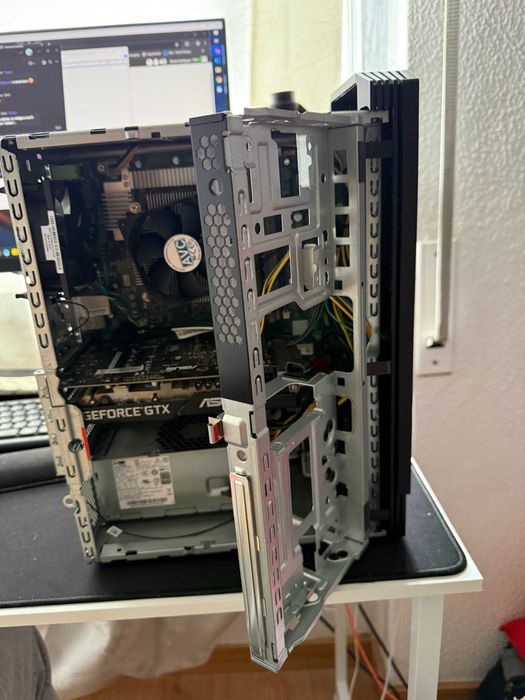 Torre Lenovo IdeaCentre Gaming5 14ACN6