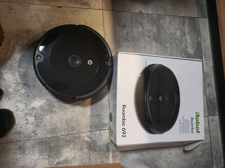iRobot roomba 692