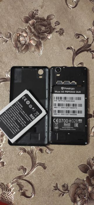 Мобільний телефон Prestigio MultiPhone Wize P3 3508 Black