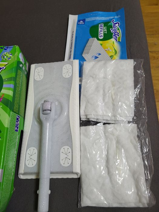 Swiffer mop/pochlaniacz kurzu do podłóg