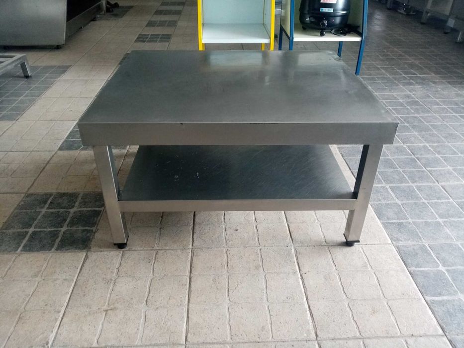 ACM1448 - Bancada de Apoio em Inox Baixa com Prateleira - Usada