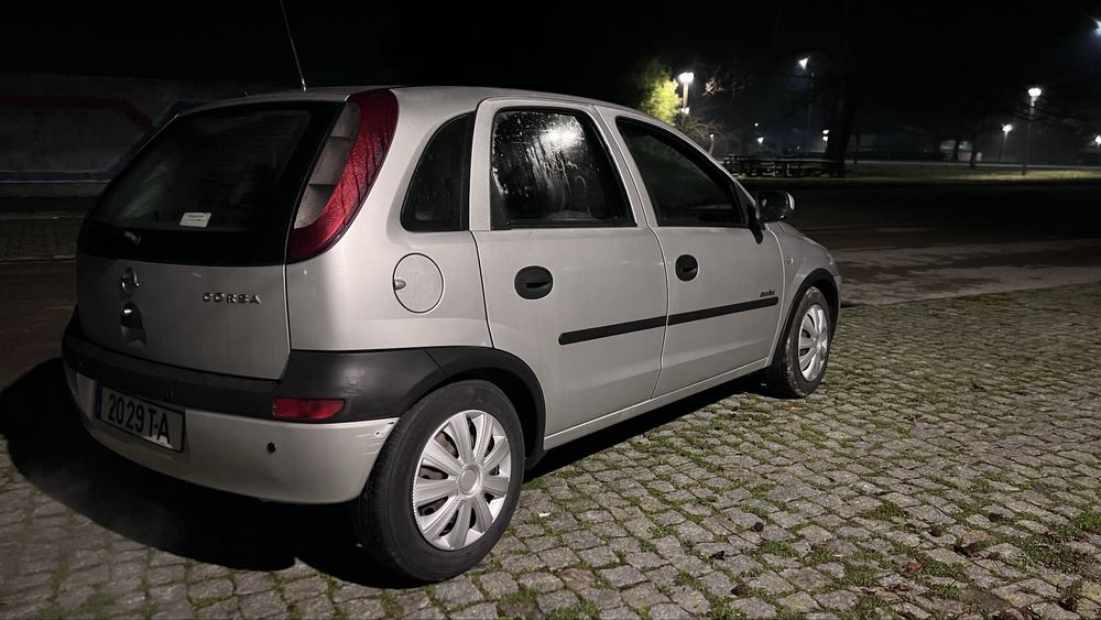 Opel corsa 1.0 ecotec