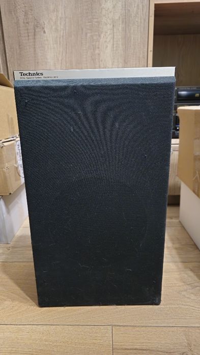 Kolumny Technics Model SB3010. 2 sztuki.