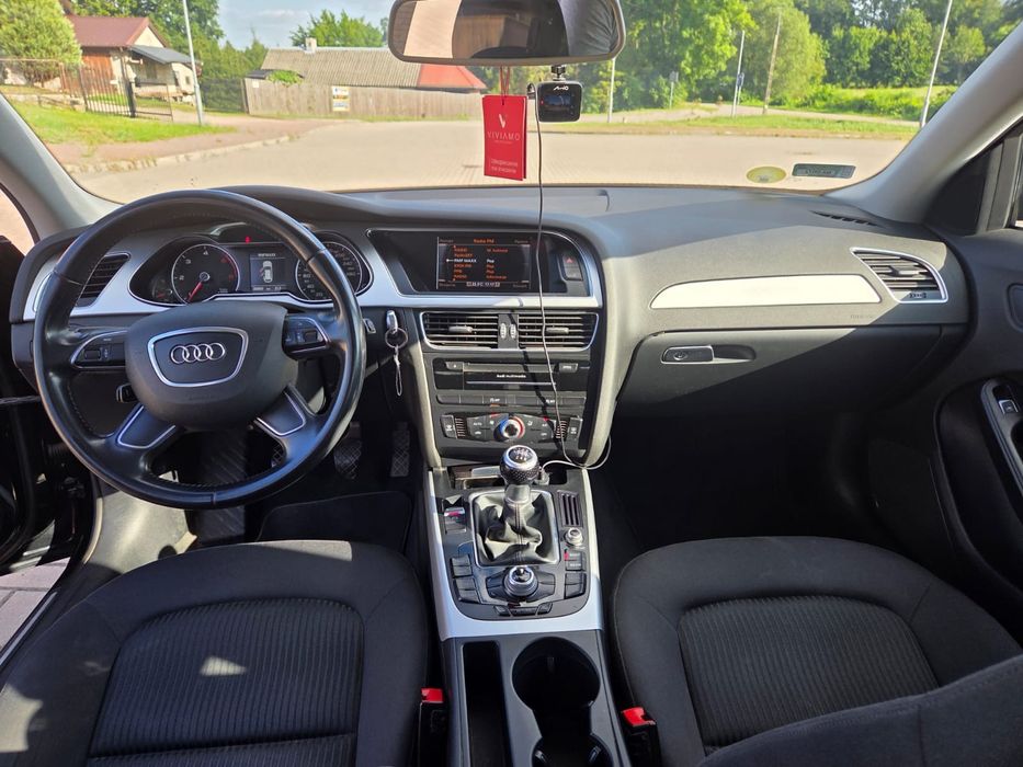 Audi A4 B8 Avant S-line