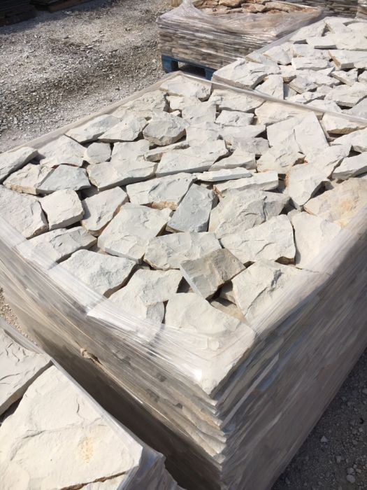 Pedra rustica Escacilhada cinza vidraço