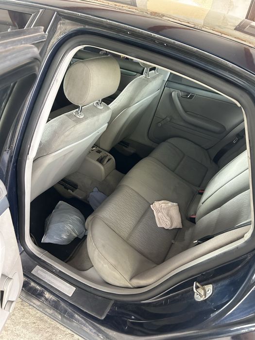 Продам ауді а4б7 2.0 дизель механі передній привід