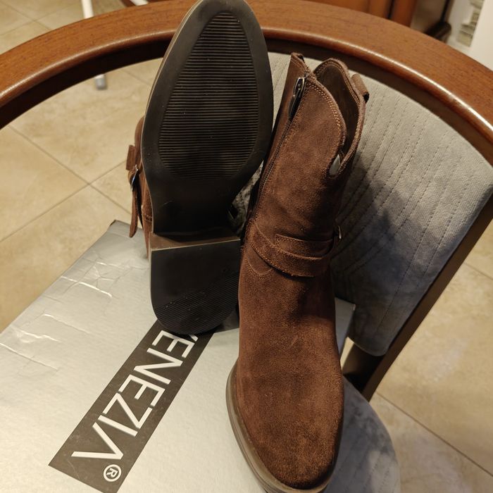 Buty damskie zamszowe brązowe