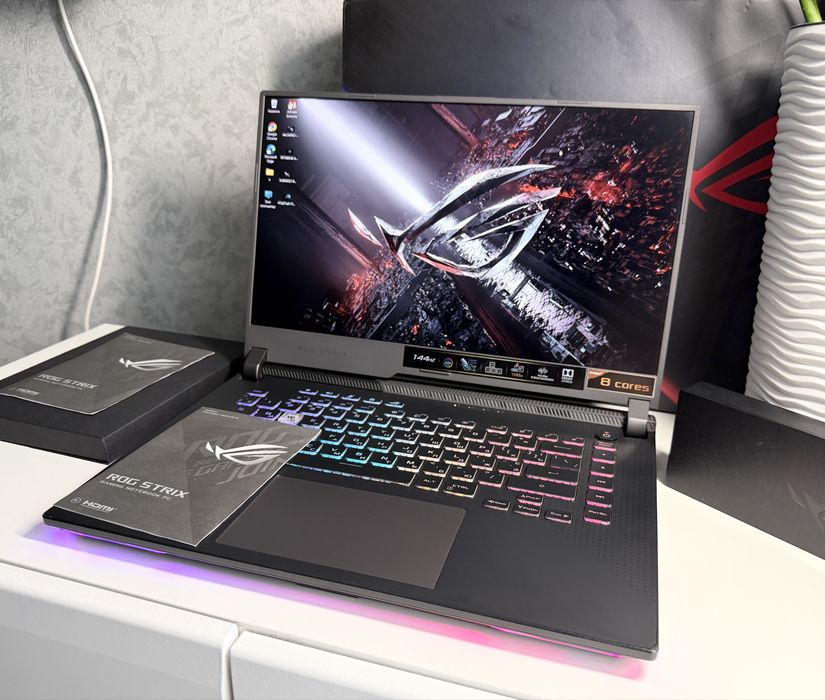 Asus Rog Strix/RTX3060-6GB/Ryzen-7/16GB/144Hz/Ноутбук