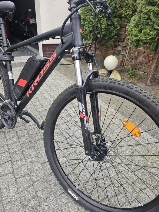 Rower elektryczny Kross Hexagon Boost 1.0 rama 19 cali koło 29