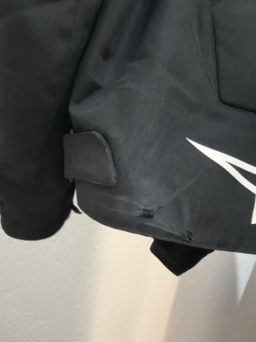 Casaco alpinestar com alguns detalhes