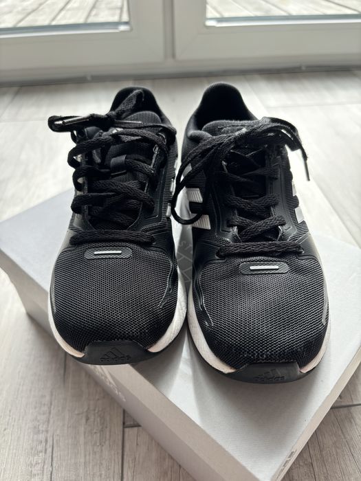 Buty marki Adidas