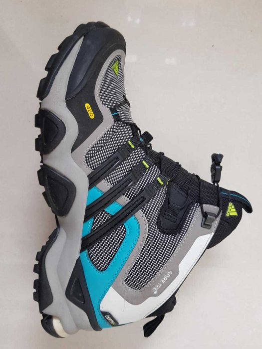 Buty zimowe Adidas-Gore-Tex