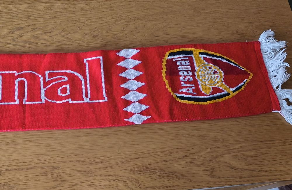 Szalik Arsenal Londyn