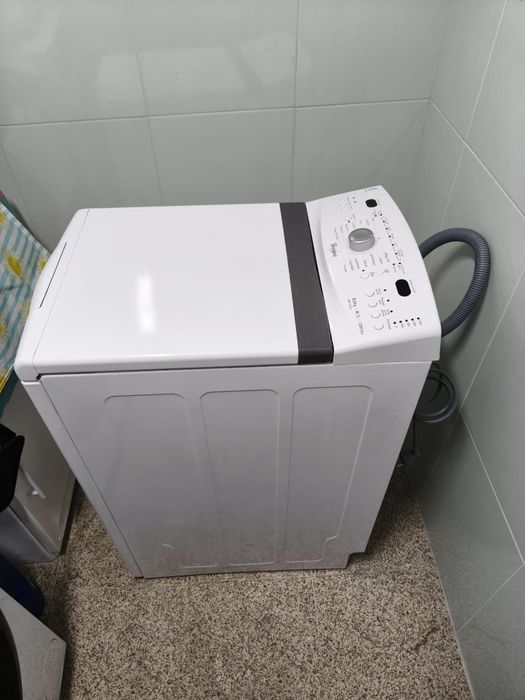 Máquina de lavar roupa Whirpool 6 sense