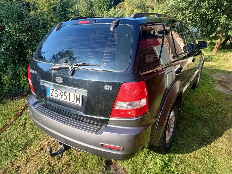 Kia Sorento  3,5 B+G 2004