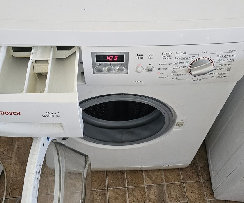 Máquina lavar roupa Bosch c/garantia