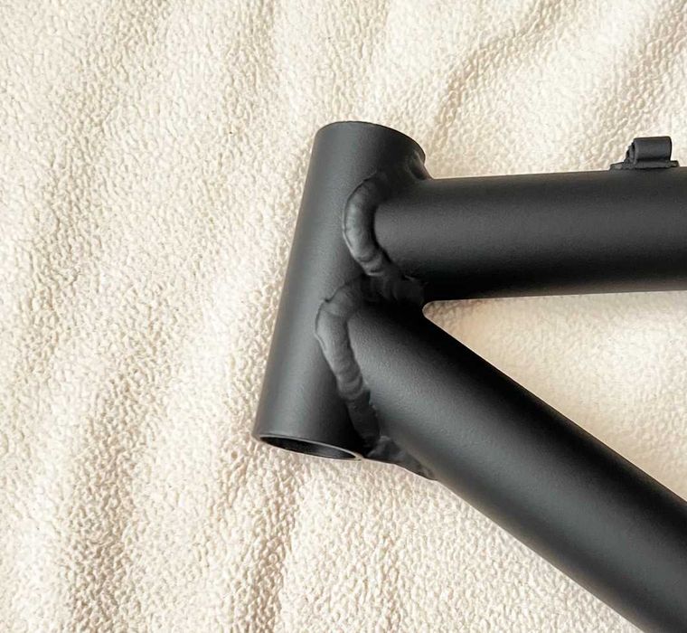 Quadro bicicleta alumínio CALOI roda 26'' preto mate