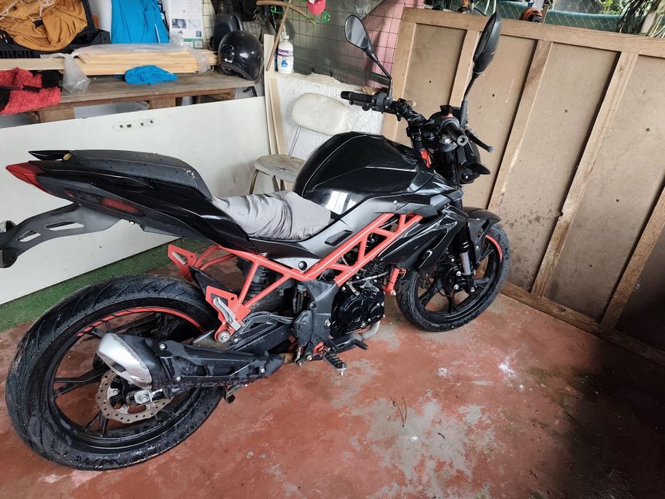 Benelli BN125 6.500km