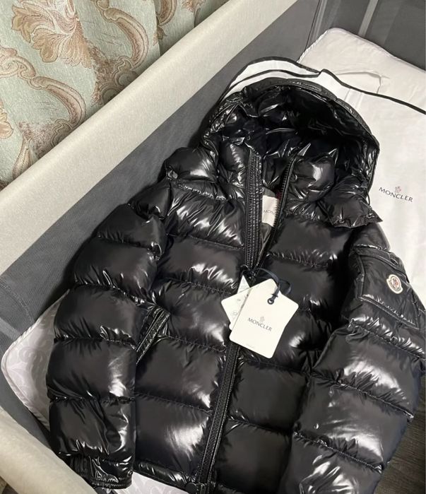 Wyprzedaż Kurtka meska zimowa puchowa Moncler Maya gęsi puch kaptur L