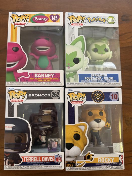 Vendo Funko Pop diversos preço na descrição