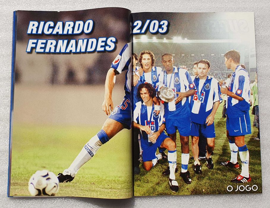 Antiga Revista ~ " FCP - SANGUE AZUL na EUROPA " ~ Com 8 Posters (Taça UEFA, Taça Portugal, Superliga, e Supertaça 2002-03) ~ RARA