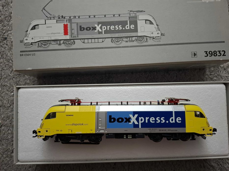 Marklin 39832 ES 64 U2 boxXpress Dispolok com som digital. Locomotiva elétrica