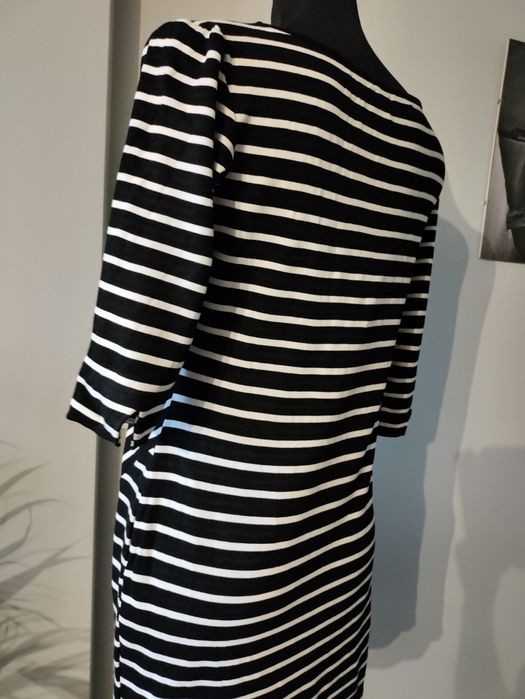 Reserved krótka sukienka w paski M 38