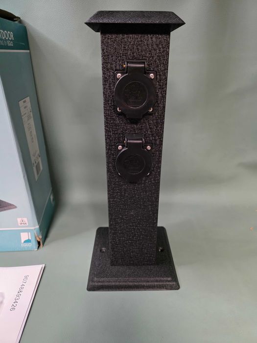 Słupek ogrodowy rozdzielacz 4x gniazdo 230V czarny IP44 Eglo Park 4