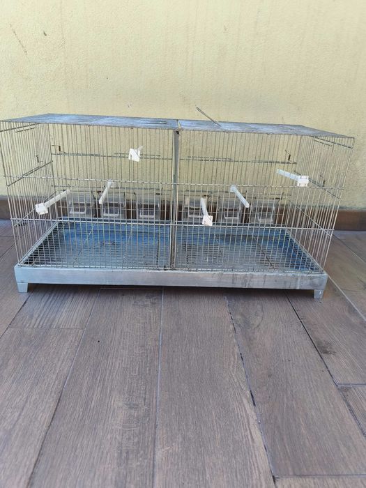Gaiola dupla para aves – 4 portas + 2 portas ninhos + 6 comedouros
