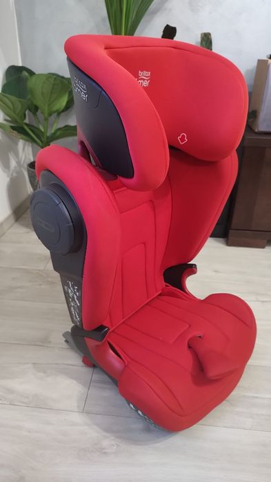 Fotelik Britax Römer KIDFIX s fire Red.