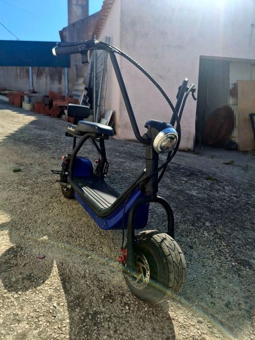 Scooter elétrica KraftMüller usada