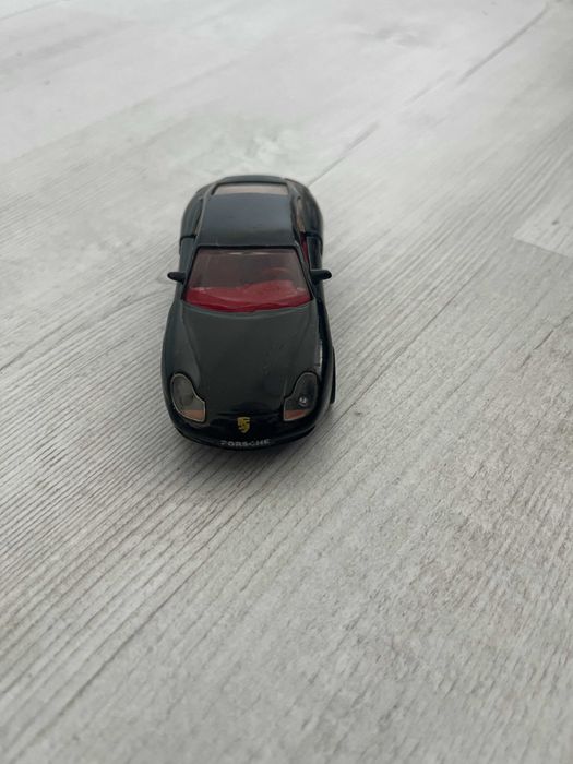 Model Porsche Carrera 2 1:43