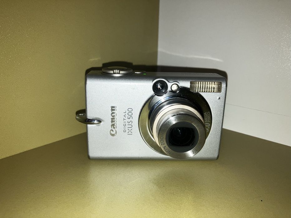 Canon IXUS 500 – легендарная компактная камера  japan