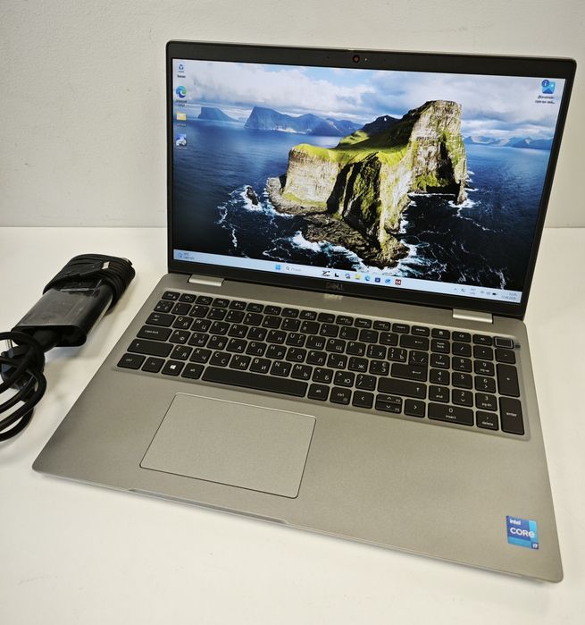 Dell Latitude 5521/ i7-11850H/ 16GB/ 512GB SSD