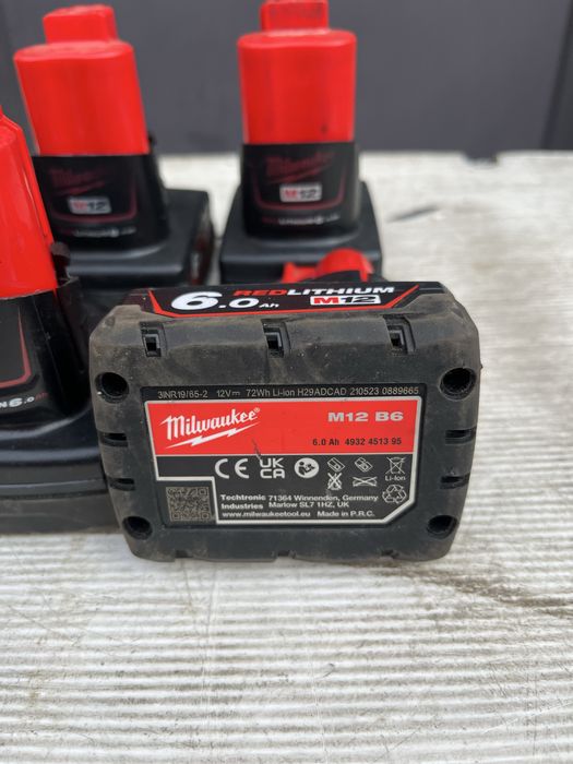 Baterie milwaukee 6.0 Ah m12 oryginalne , nie ladują się