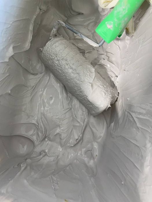 Folia w płynie (guma o gęstej konsystencji)