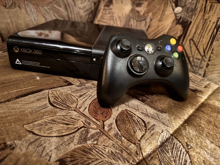 Xbox 360+геймпад