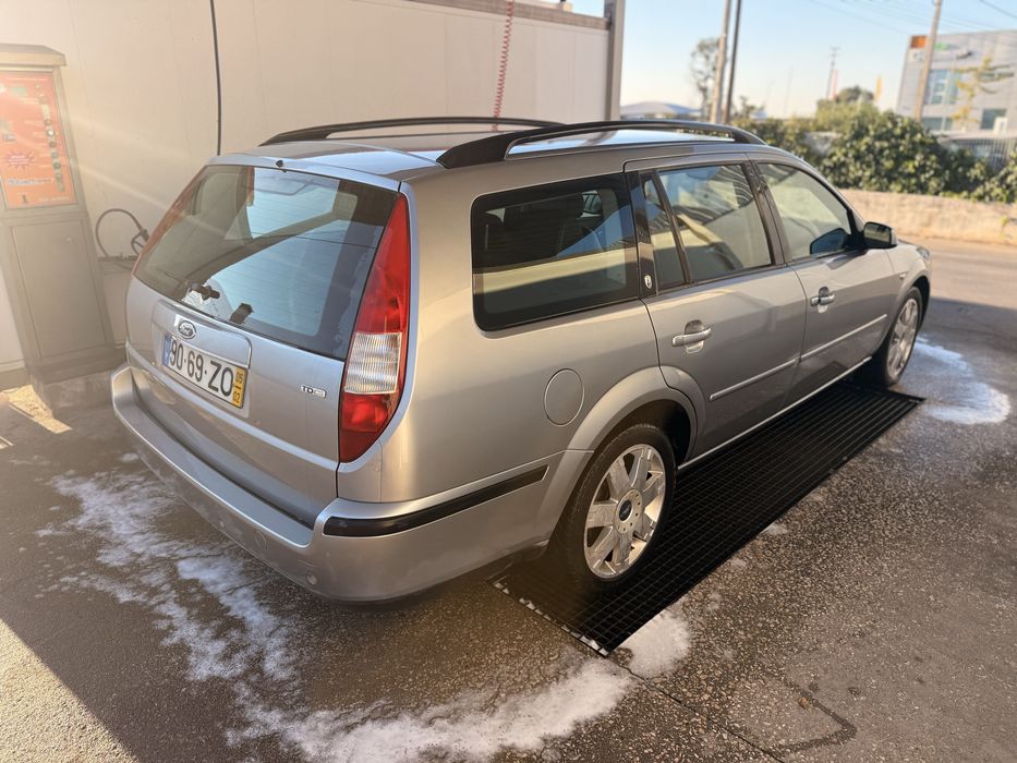 Ford Mondeo sw 2.0 tdci versao ghia executive ano2005/02