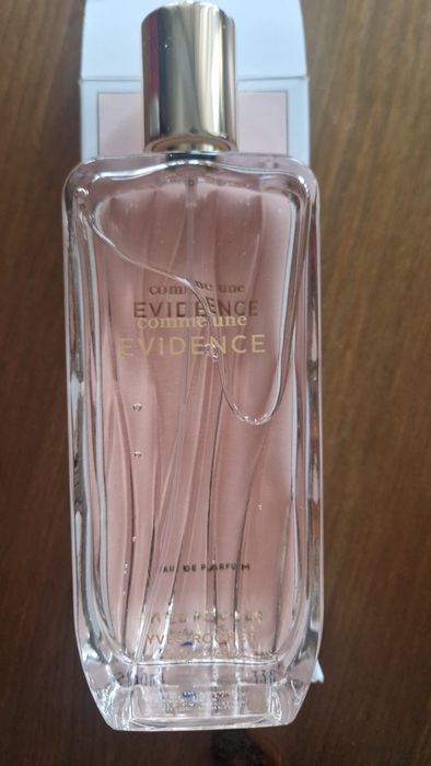 Zestaw YVES ROCHER Evidence perfumy żel do kąpieli balsam do ciała
