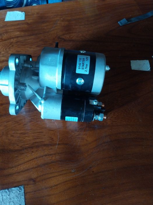 Sprzedam nowy rozrusznik c330.