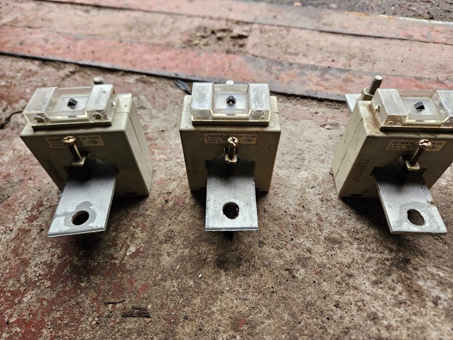 Трансформаторы тока 300/5