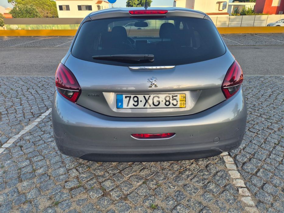 Peugeot 208 2019