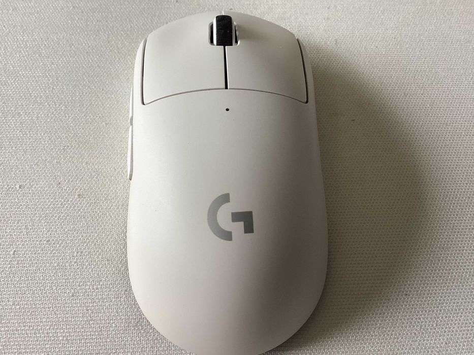 Logitech PRO X Superlight myszka
