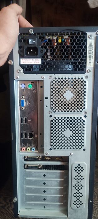 СРОЧНО продам комп'ютер в непоганому стані