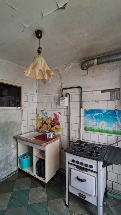 Продам 2-кімн. квартиру  Правий берег вул. Новокримська