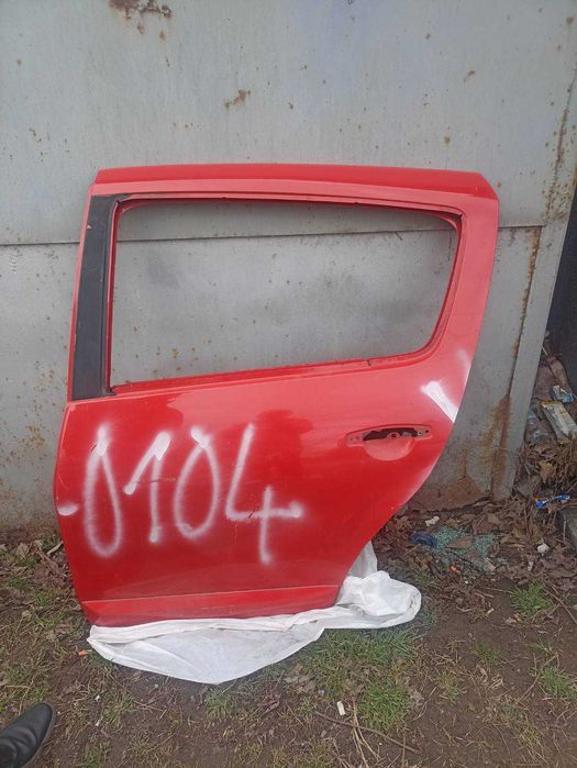 Дверері задні дача сандеро 1