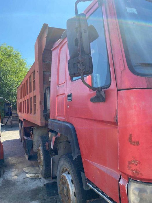 Автомобіль Хово 4-х-осный самосвал ZZ3407 2007г.