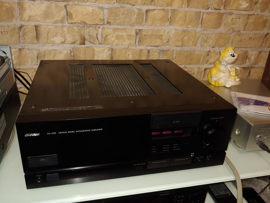 Victor AX-Z911 усилитель с DAC.: 26 500 грн. - Усилители и