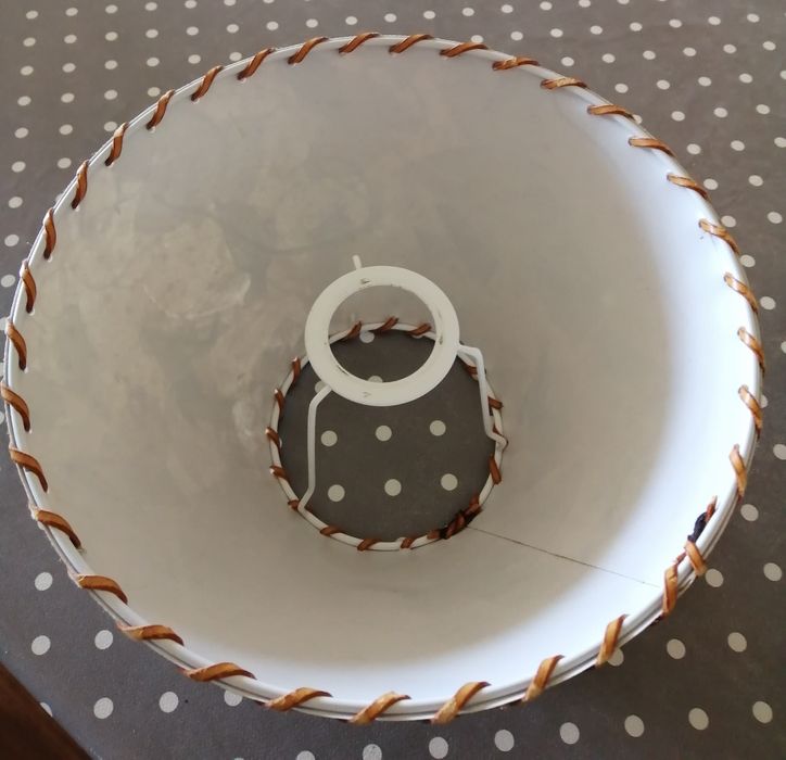 Abajur folhas secas de Outono