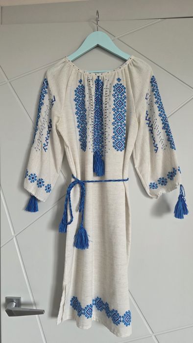 Сукня вишиванка з паском